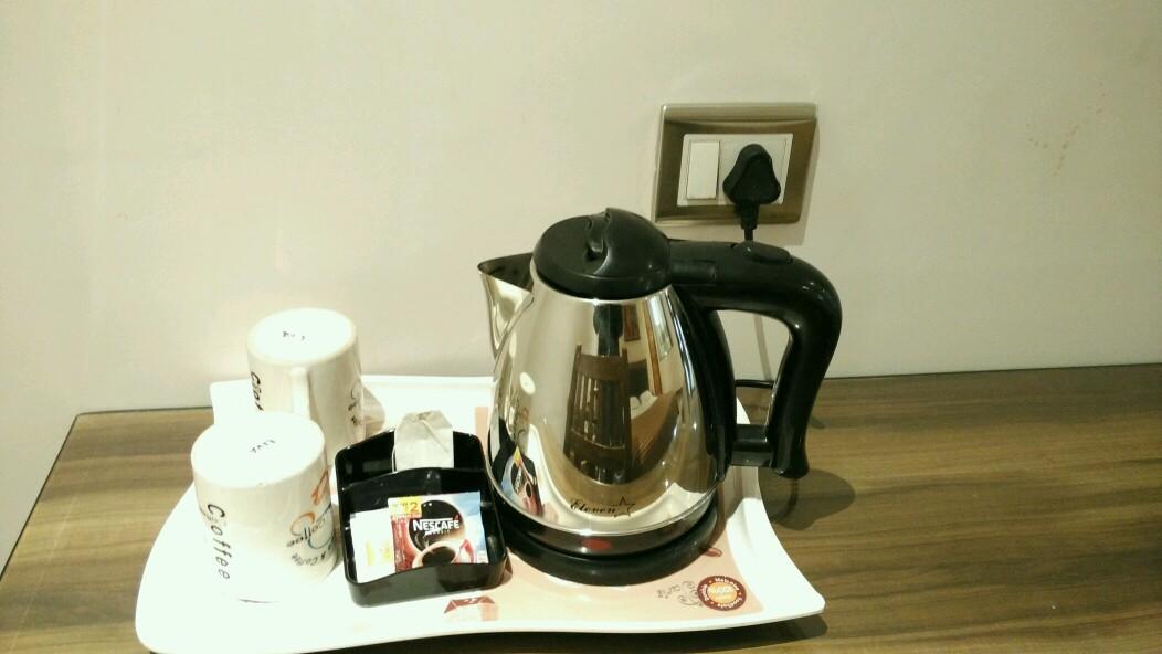 ホテル ジ ウルミ ハリドワール エクステリア 写真